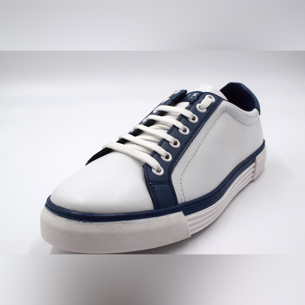 NEW Men Low Cut Sneaker Genesis Wht/Navy  Fashion Sneaker